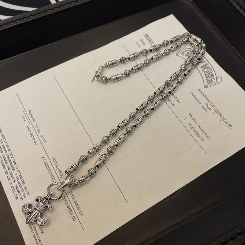Ch**me He**ts necklaces